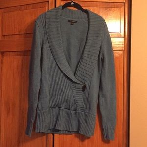 Gorgeous Banana Republic sweater